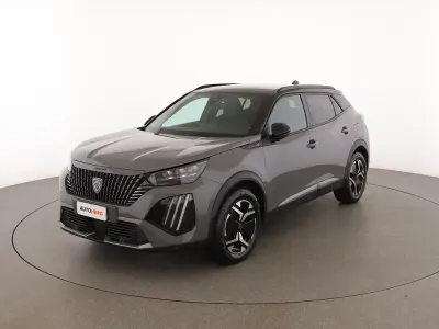 Usata Peugeot e-2008 GT 114 kW (156 CV) 2024 Grigio SUV