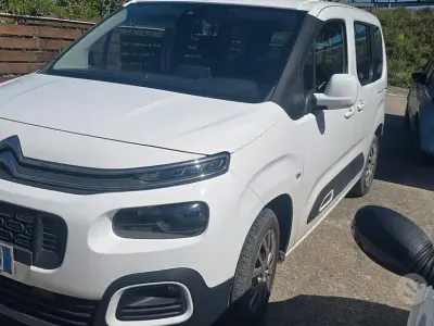 Usata Citroën Berlingo 131 CV (96 kW) 2020 Bianco Monovolume