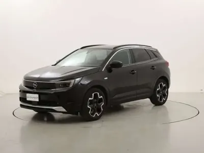Usata Opel Grandland X Ultimate 131 CV (96 kW) 2024 Nero SUV