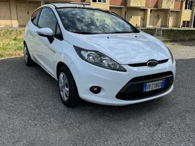 Usata Ford Fiesta 68 CV (50 kW) 2009 Berlina