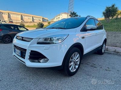 Usata Ford Kuga Titanium 150 CV (110 kW) 2016 Bianco SUV