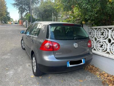 VW Golf V