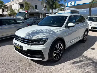 Usado VW Tiguan Allspace R-line 150 HP (110 kW) 2020 Branco SUV