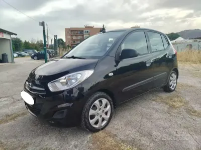 Usata Hyundai i10 Comfort 69 CV (50 kW) 2012 Nero Utilitaria