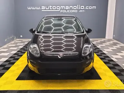 Usata Fiat Punto Evo Dynamic 75 CV (55 kW) 2012 Nero Utilitaria