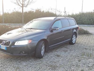 Usata Volvo V70 136 CV (100 kW) 2010 Station wagon