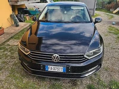Begagnad VW Passat 150 HK (110 kW) 2015 Svart Sedan