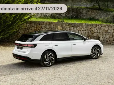 Usata VW ID.7 Pro 88 kW (121 CV) 2024 Argento Station wagon