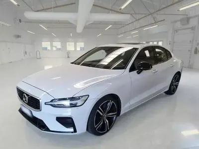 Usata Volvo S60 R-Design 250 CV (183 kW) 2019 Berlina