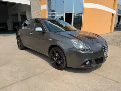Usata Alfa Romeo Giulietta Sprint 175 CV (128 kW) 2015 Grigio Utilitaria
