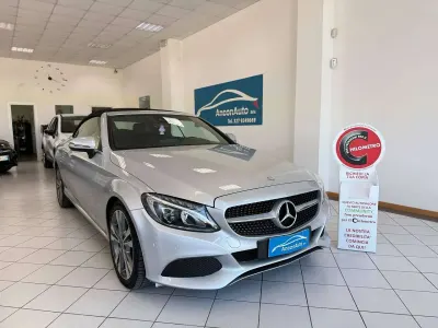 Usata Mercedes C220 Executive 170 CV (125 kW) 2017 Argento Cabrio