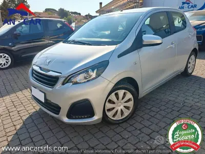 Usata Peugeot 108 Active 72 CV (52 kW) 2019 Grigio SUV