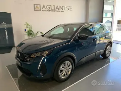 Usata Peugeot 3008 Active 131 CV (96 kW) 2022 Blu SUV