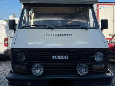 Usata Iveco Daily 124 CV (91 kW) 2005 Arancione Monovolume