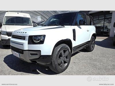 Usata Land Rover Defender SE 200 CV (147 kW) 2023 Bianco SUV