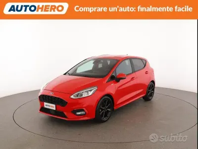 Usata Ford Fiesta ST-Line 85 CV (62 kW) 2018 Rosso Utilitaria