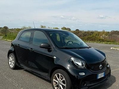 Usata Smart ForFour 60 kW (82 CV) 2018 Nero Utilitaria