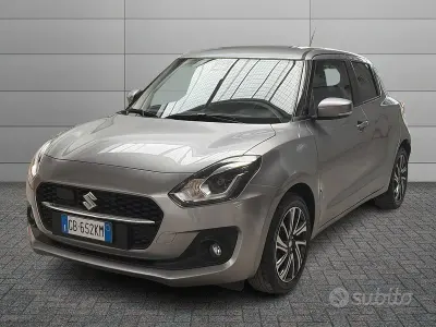 Usata Suzuki Swift 83 CV (61 kW) 2020 Grigio Utilitaria