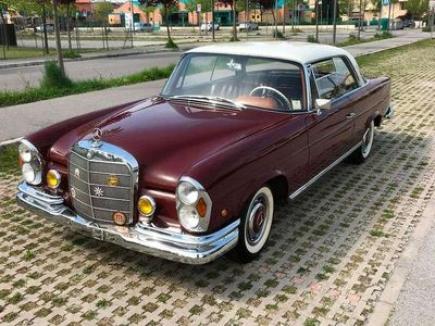 Brugt Mercedes 220 SE 111 HK (81 kW) 1962 Rød Coupe