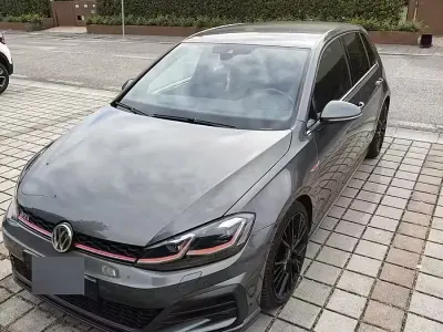 Usata VW Golf VII GTI 245 CV (180 kW) 2019 Grigio Berlina