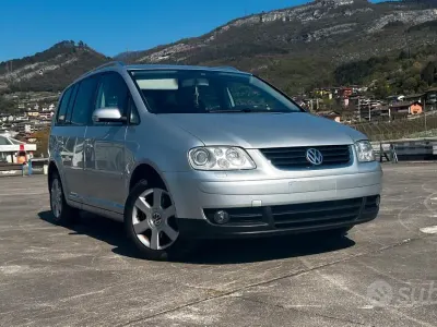 Usata VW Touran 105 CV (77 kW) 2005 Monovolume