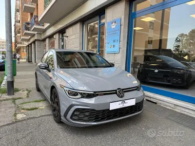 Usata VW Golf VIII GTI 245 CV (180 kW) 2023 Grigio Berlina