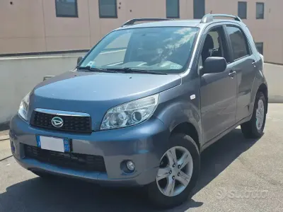Usata Daihatsu Terios SHO 105 CV (77 kW) 2009 Grigio SUV