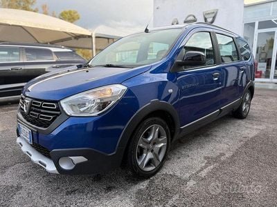 Usata Dacia Lodgy 115 CV (84 kW) 2021 Blu Monovolume