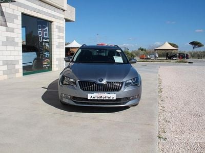 Usata Skoda Superb Executive 150 CV (110 kW) 2016 Grigio Station wagon