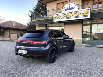 Usata Porsche Macan 245 CV (180 kW) 2019 Grigio vulcano SUV