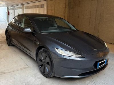Grigio Usata 2024 Tesla Model 3 RWD Berlina | 37.600 € (Buon prezzo)