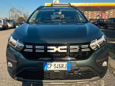 Usata Dacia Jogger 110 CV (80 kW) 2023 Verde Monovolume