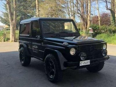 Usata Mercedes G300 88 CV (64 kW) 1984 Nero SUV