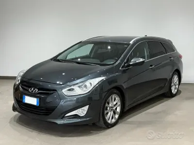 Usata Hyundai i40 136 CV (100 kW) 2015 Grigio Station wagon