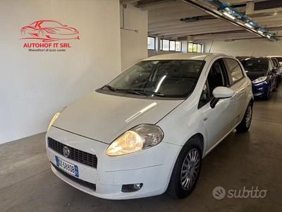 Usata Fiat Grande Punto 90 CV (66 kW) 2009 Bianco Utilitaria