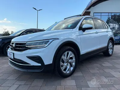 Usata VW Tiguan Elegance 150 CV (110 kW) 2023 Bianco SUV