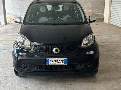 Usata Smart ForFour Passion 71 CV (52 kW) 2015 Nero Utilitaria
