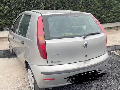 Usata Fiat Punto Active 75 CV (55 kW) 2006 Grigio Utilitaria