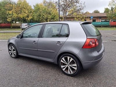 Usata VW Golf IV Trendline 105 CV (77 kW) 2004 Grigio Berlina