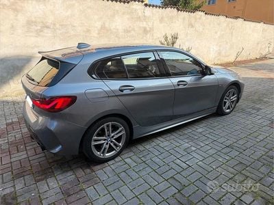 Usata BMW 118 M Sport 150 CV (110 kW) 2022 Grigio Utilitaria