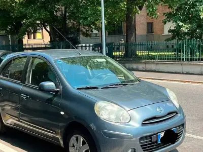 Usata Nissan Micra Acenta 80 CV (58 kW) 2011 Grigio Utilitaria