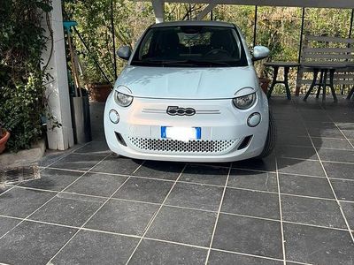 Usata Fiat 500e 9 kW (13 CV) 2020 Grigio Utilitaria