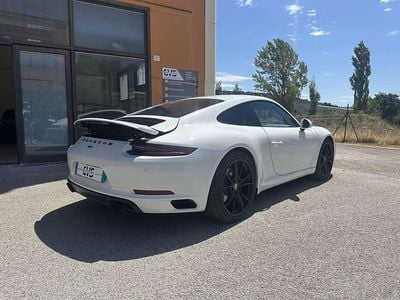 Porsche 911 Carrera