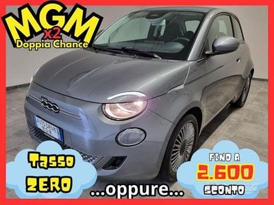 Usata Fiat 500e La Prima 86 kW (118 CV) 2023 Grigio scuro Berlina