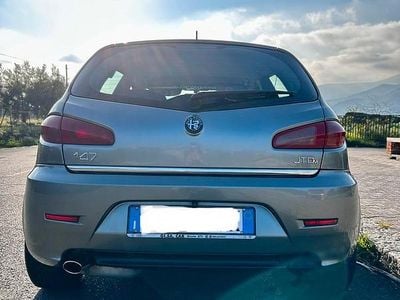 Usata Alfa Romeo 147 Exclusive 120 CV (88 kW) 2007 Grigio Utilitaria