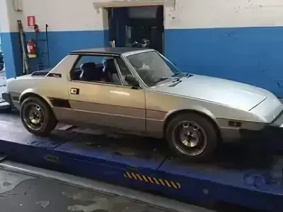 Usata Fiat X 1/9 85 CV (62 kW) 1980 Grigio Cabrio
