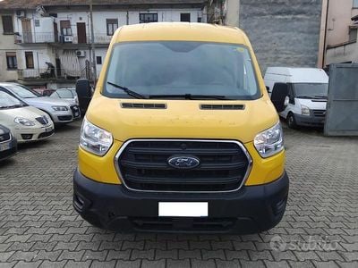 Usata Ford Transit Trend 131 CV (96 kW) 2021 Giallo / pastello Berlina