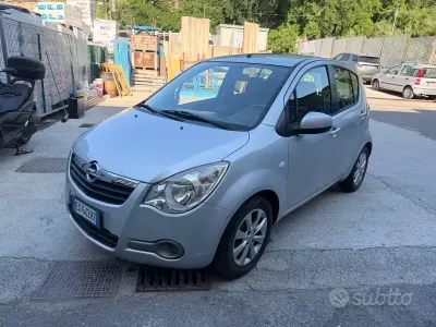 Usata Opel Agila 68 CV (50 kW) 2014 Grigio Utilitaria