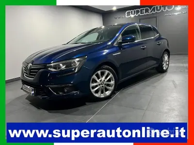 Usata Renault Mégane IV Intens 110 CV (80 kW) 2017 Blu Berlina