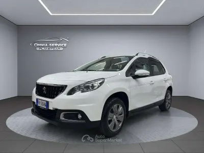 Usado Peugeot 2008 Active 82 HP (60 kW) 2017 Branco SUV